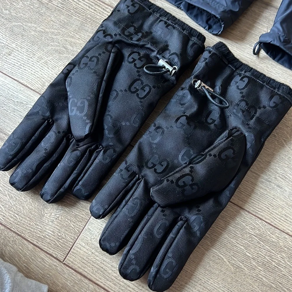 Gucci ski Gloves